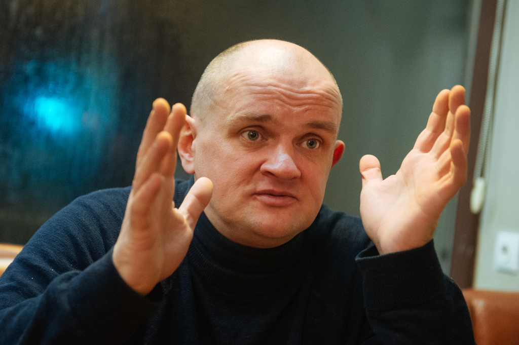 фролов7руки.jpg фролов7руки.jpg