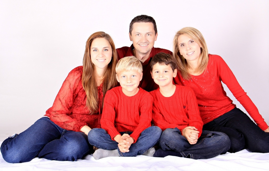 family-1023036_1920.jpg