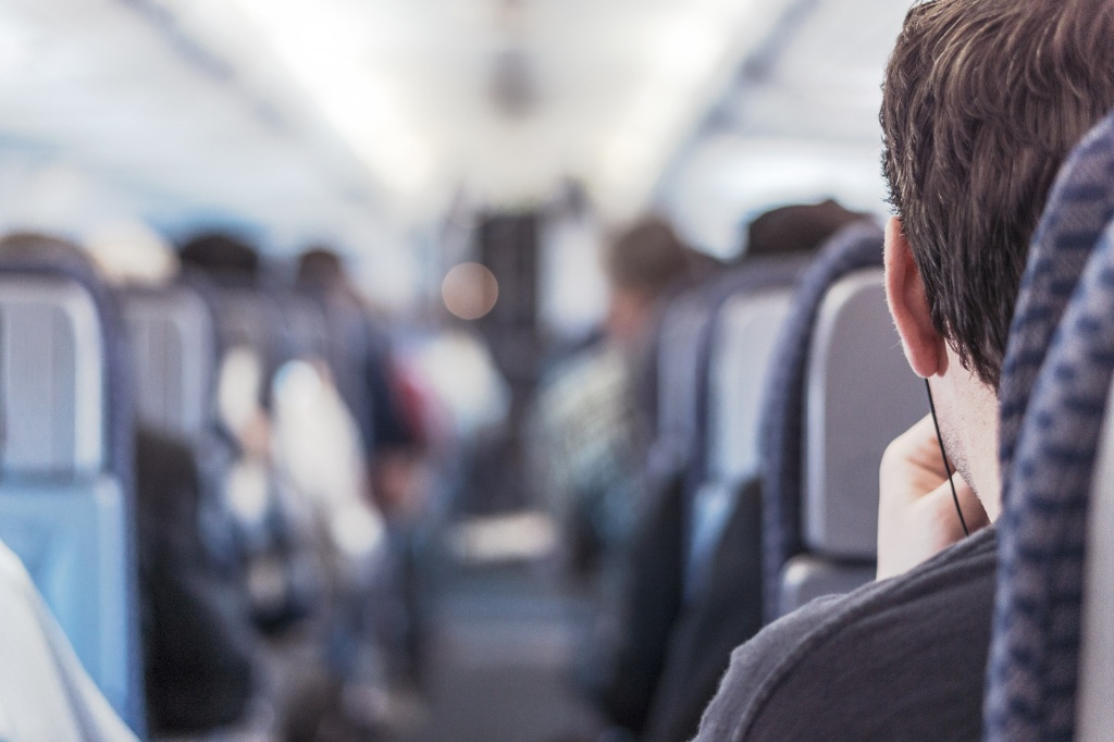 1920.jpg passenger-362169_1920.jpg
