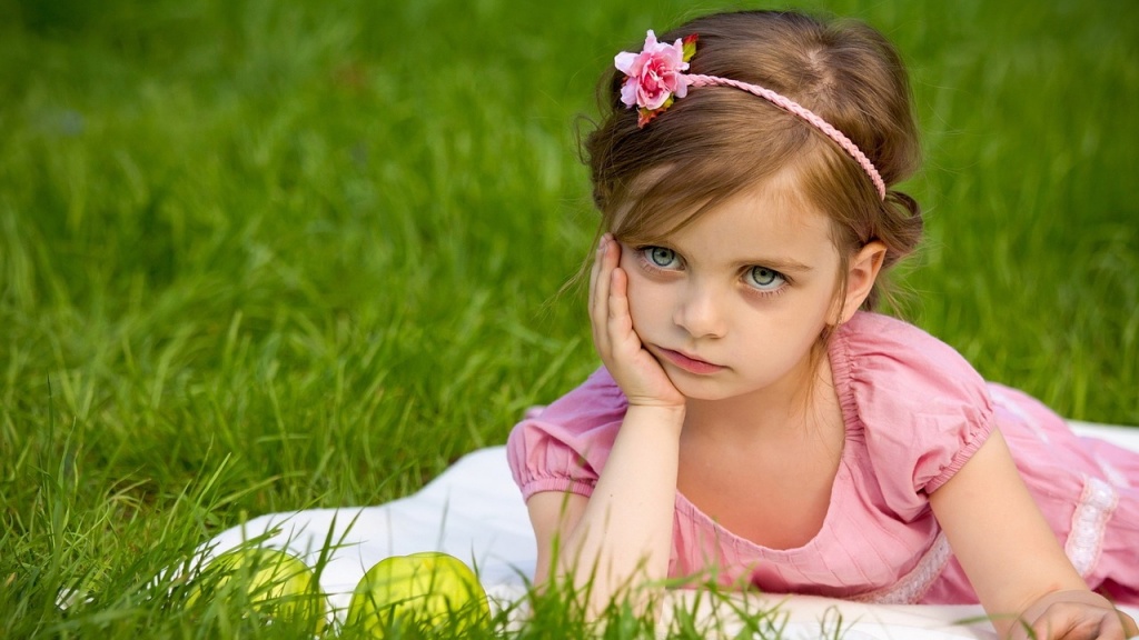 IMG_1280.jpg girl-1839623_1280.jpg